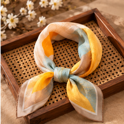 Foulard in seta “Luce di Primavera” · 100% Seta di gelso · 70 × 70 cm