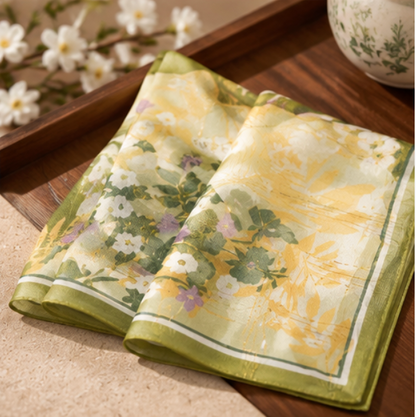 Pañuelo de Seda “Jardín de Olivo” · 100% Seda de Morera · 70 × 70 cm
