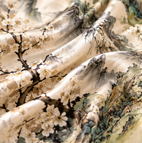 Foulard en soie réversible « Mille li de rivières et de montagnes » · 100 % soie de mûrier · 110 × 110 cm
