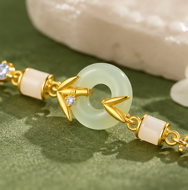 Pulsera de Jade de Hetian con Píng’ān Kòu y Bambú · Plata 925