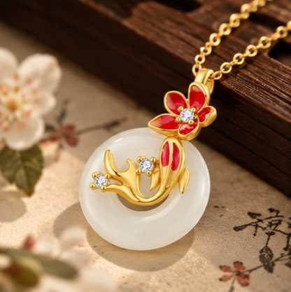Koi Necklace with White Chalcedony Píng’ān Kòu · Gold-plated 925 Silver