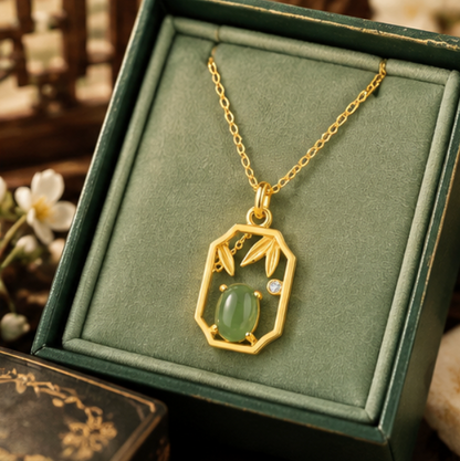 Collar de Jade de Hetian “Bambú y Ventana Oriental” · Plata 925 bañada en oro
